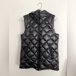 Lululemon women’s puffer vest • size 10